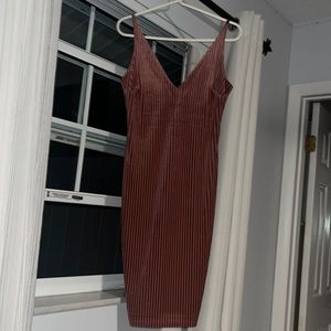 Form Fitting Forever 21 Dark Pink Dress Size S